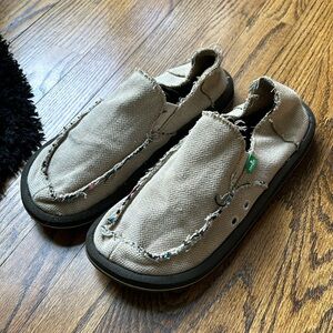 Mens Sanuk shoes